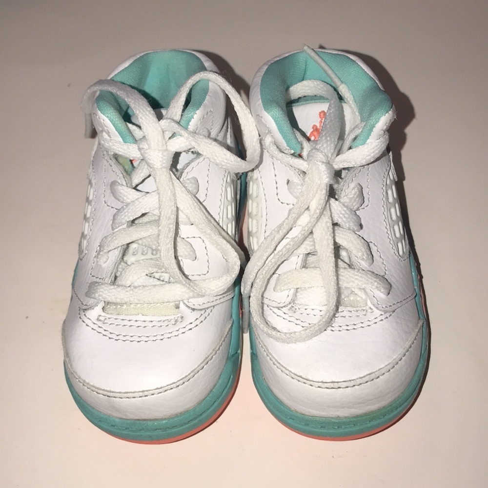 Girl’s Jordan V Retro Sneakers